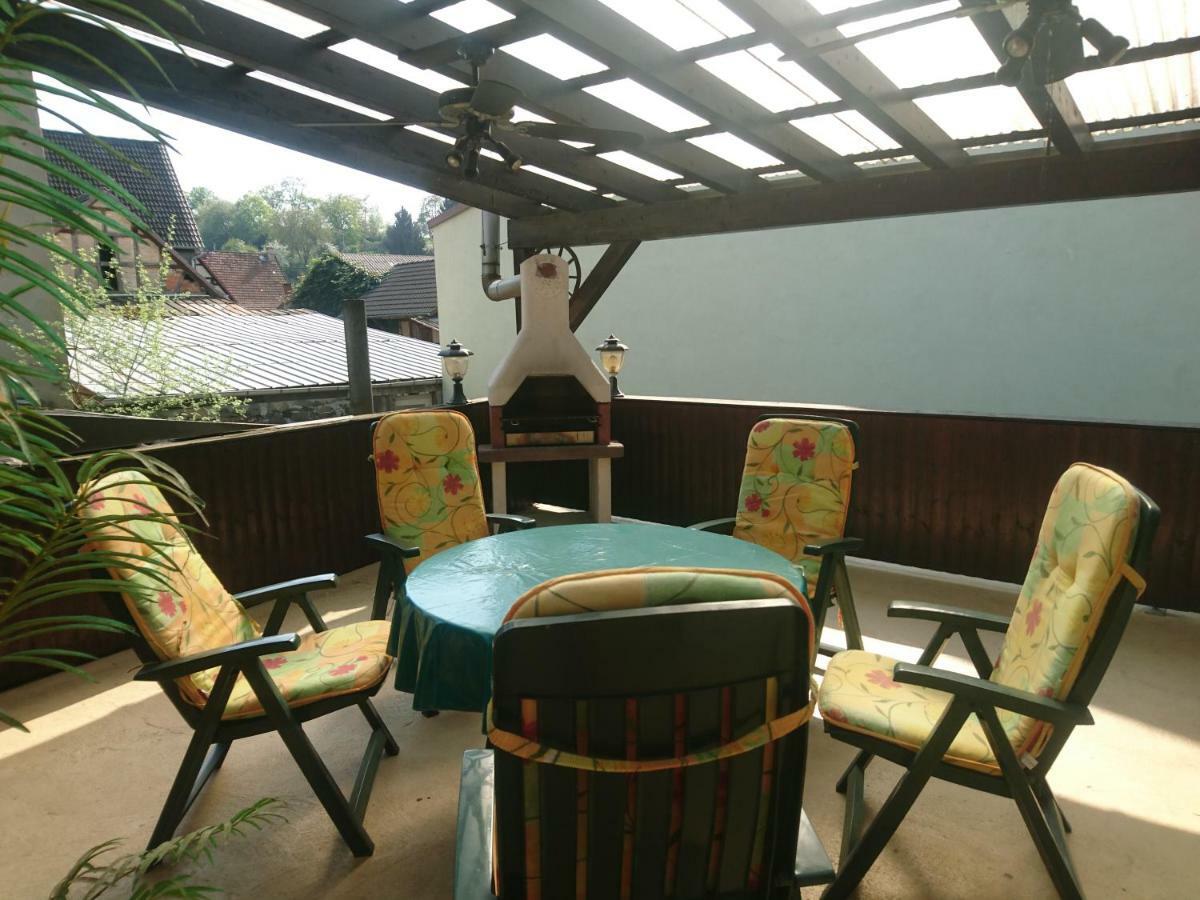 Apartament Fachwerkhaus In D 63667 Nidda Fuer 8 Bis 12 Personen Zewnętrze zdjęcie